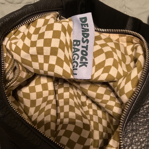 BAGGU deadstock black leather medium crescent bag - Picture 5 of 11